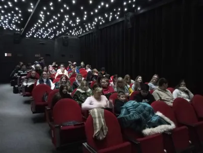 2025.01.02. - KORCSOLYÁZÁS ÉS MOZIZÁS A TÉLI SZÜNETBEN